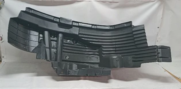 Крыло переднее ( кабины ) заднее правое узкая кабина нов. для MAN TGS - 1